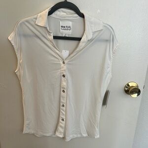 New York Laundry Women's Cream Button-Down Shirt